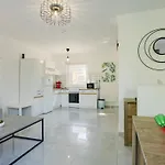 Holiday home Iris By Interhome *