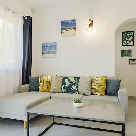 Iris By Interhome Casa de Férias