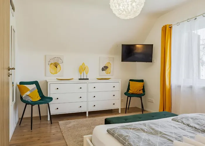 Holiday home Iris By Interhome